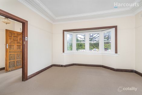 Property photo of 52 Parkway Avenue Cooks Hill NSW 2300