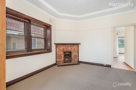 Property photo of 52 Parkway Avenue Cooks Hill NSW 2300