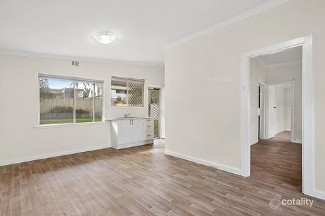 Property photo of 13 Pollard Way Warnbro WA 6169