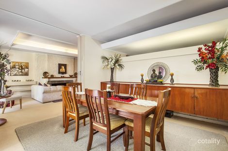 Property photo of 1 Webb Place Doncaster East VIC 3109
