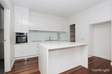 Property photo of 2/11 Little Street Glen Waverley VIC 3150