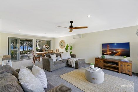 Property photo of 111 Lakedge Avenue Berkeley Vale NSW 2261