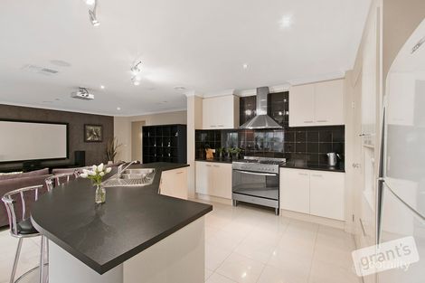 Property photo of 7 Riverglen Road Berwick VIC 3806