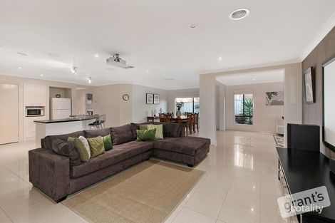 Property photo of 7 Riverglen Road Berwick VIC 3806