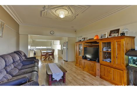 Property photo of 119 Holberton Street Newtown QLD 4350