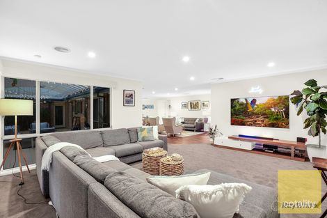 Property photo of 37 Blakeville Drive Caroline Springs VIC 3023