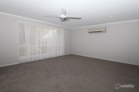 Property photo of 28 Hall Crescent Loxton SA 5333