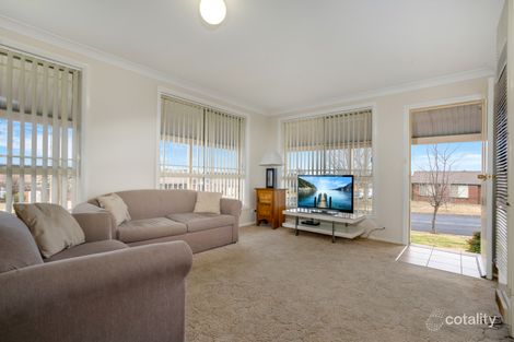 Property photo of 1/10 Turner Crescent Orange NSW 2800