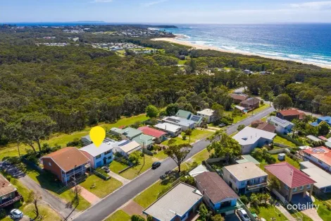 Property photo of 20 Canberra Crescent Burrill Lake NSW 2539