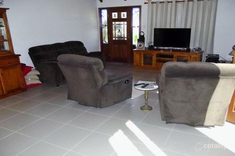Property photo of 26 Mariners Way Bundaberg North QLD 4670