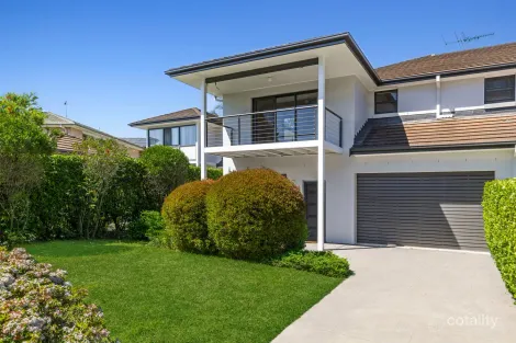 Property photo of 19 Dickson Place Warriewood NSW 2102