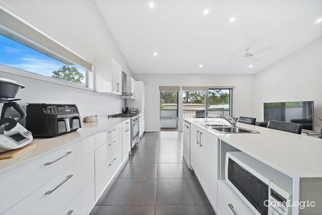 Property photo of 8 Birdie Place Carbrook QLD 4130