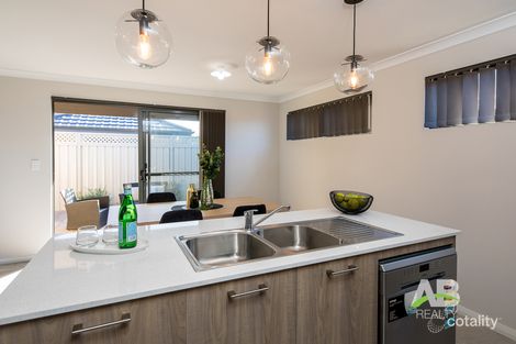 Property photo of 134C Vignerons Loop Hocking WA 6065