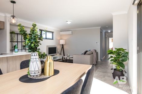 Property photo of 134C Vignerons Loop Hocking WA 6065