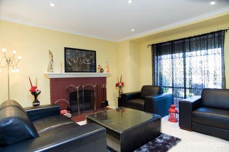 Property photo of 26 Kingfisher Place South Morang VIC 3752