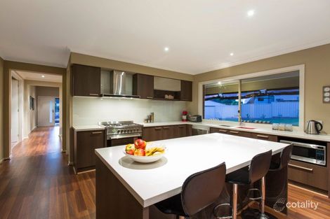 Property photo of 3 Quail Place Langwarrin VIC 3910