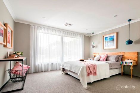 Property photo of 8 Avalanche Loop Haynes WA 6112