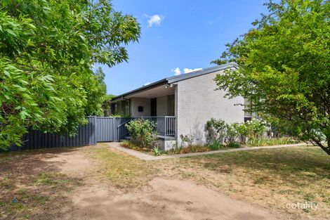 Property photo of 10 Lyne Place Kambah ACT 2902