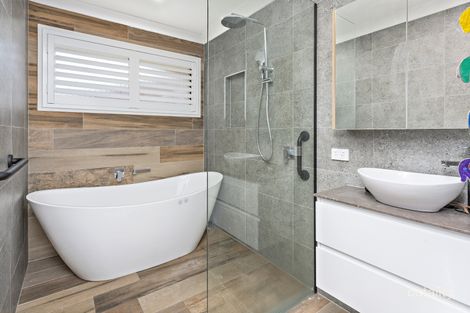 Property photo of 71 Hillview Circuit Kiama NSW 2533