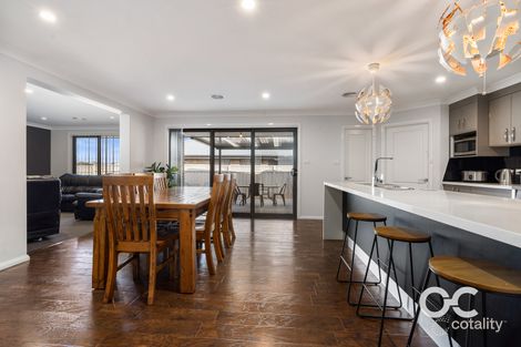 Property photo of 5 Clem McFawn Place Orange NSW 2800