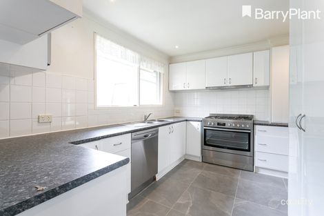 Property photo of 7 Myrtle Court Frankston VIC 3199