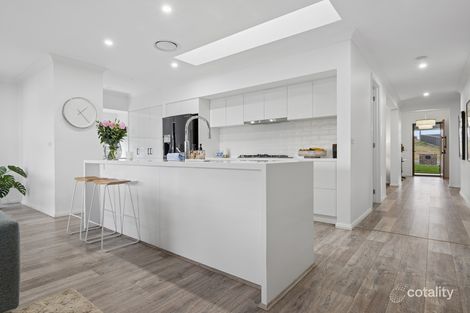 Property photo of 28 Westerly Drive Orange NSW 2800