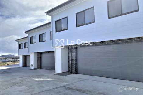2/42 Fullston Way, Holt, ACT 2615