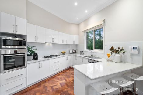 Property photo of 1/18-19 Nethercote Drive Mount Waverley VIC 3149