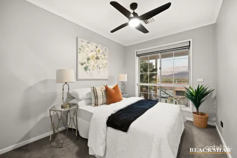 Property photo of 11 McGrowdie Place Gordon ACT 2906