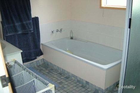 Property photo of 10 Huet Street Wandal QLD 4700