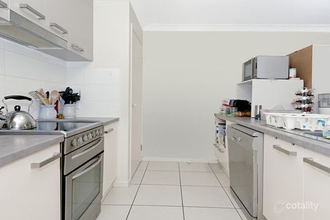 Property photo of 5 Sandpiper Circuit Eagleby QLD 4207