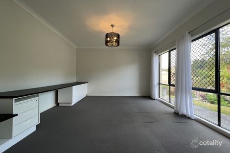 Property photo of 5 Shuttle Place Bridgeman Downs QLD 4035