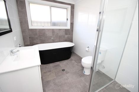 Property photo of 131 Barton Street Oak Flats NSW 2529