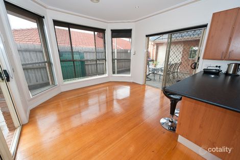 Property photo of 8 Wattleview Road Roxburgh Park VIC 3064