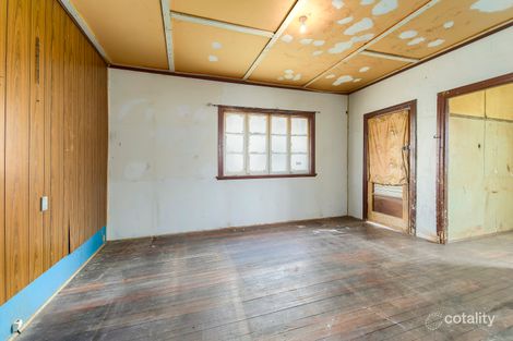 Property photo of 36 Cross Street Mitchelton QLD 4053