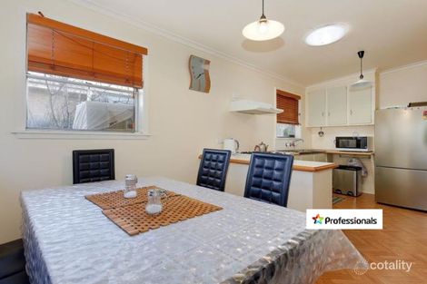 Property photo of 10 Crossley Crescent Coolaroo VIC 3048