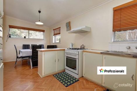 Property photo of 10 Crossley Crescent Coolaroo VIC 3048