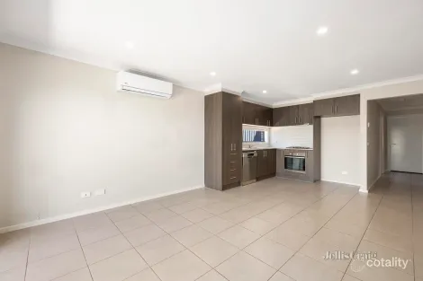 Property photo of 20 Salinga Drive Werribee VIC 3030
