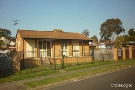 Property photo of 1 Paper Bark Place Macquarie Fields NSW 2564