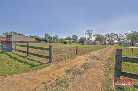 53 West Pde, Hill Top, NSW 2575