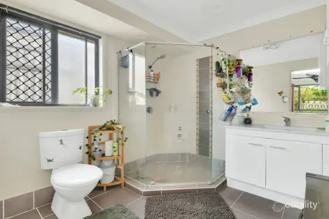 Property photo of 33 Creekside Crescent Flagstone QLD 4280