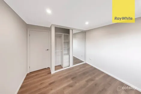 Property photo of 12 Drew Street Westmead NSW 2145