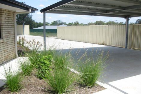 Property photo of 2/25 Darzee Street Brassall QLD 4305