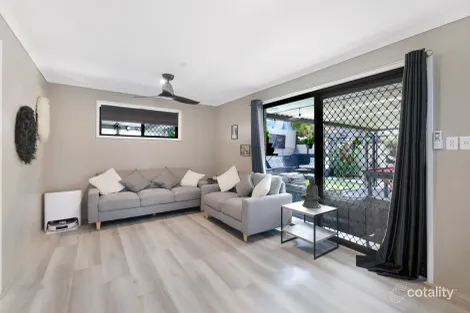 Property photo of 30 Studio Drive Oxenford QLD 4210