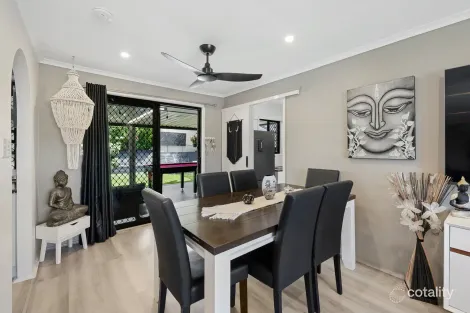 Property photo of 30 Studio Drive Oxenford QLD 4210