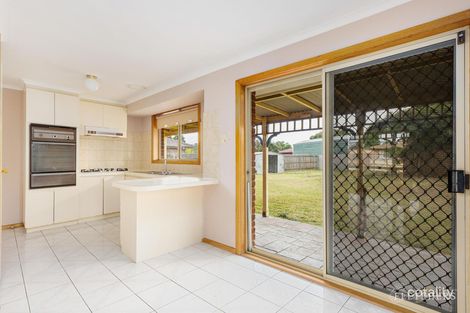 Property photo of 18 Hawthorn Court Mill Park VIC 3082