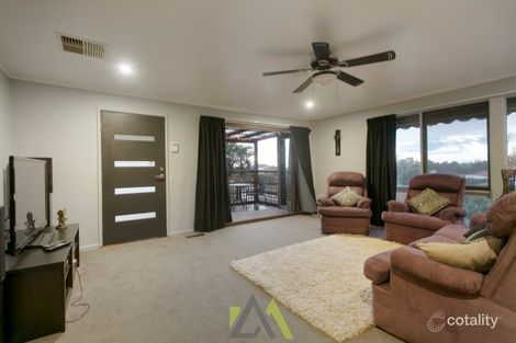 Property photo of 28 Liardet Crescent Frankston VIC 3199