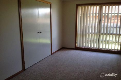 Property photo of 4/11-13 Carlyle Street Pakenham VIC 3810