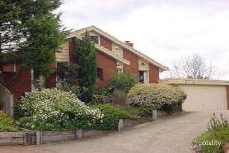 22 Statesman Cres, Mooroolbark, VIC 3138