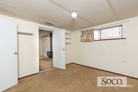 Property photo of 23 Lyrebird Way Thornlie WA 6108